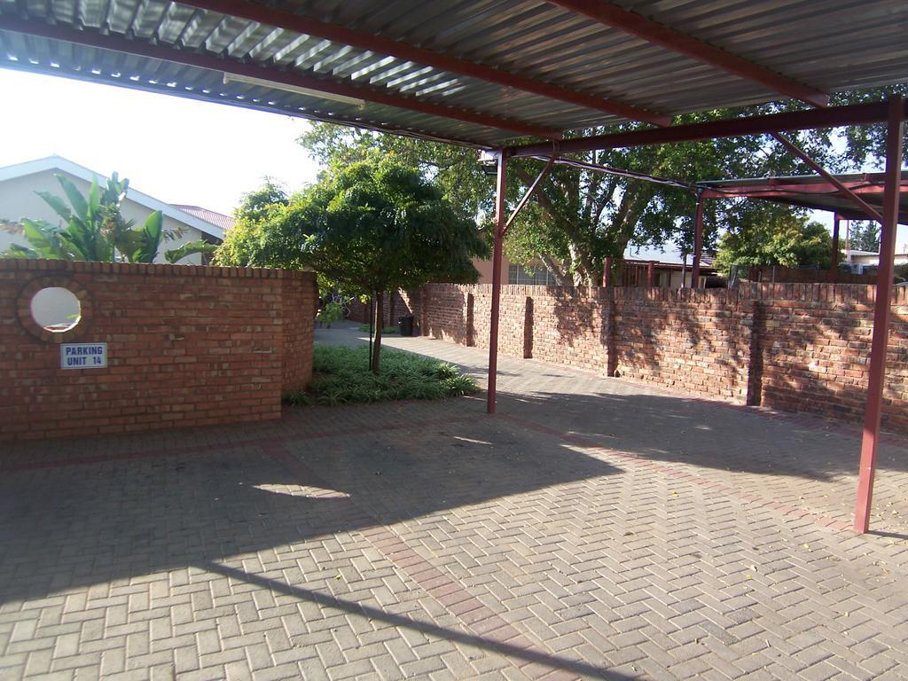 Hadida Guest House Kimberley Exterior photo